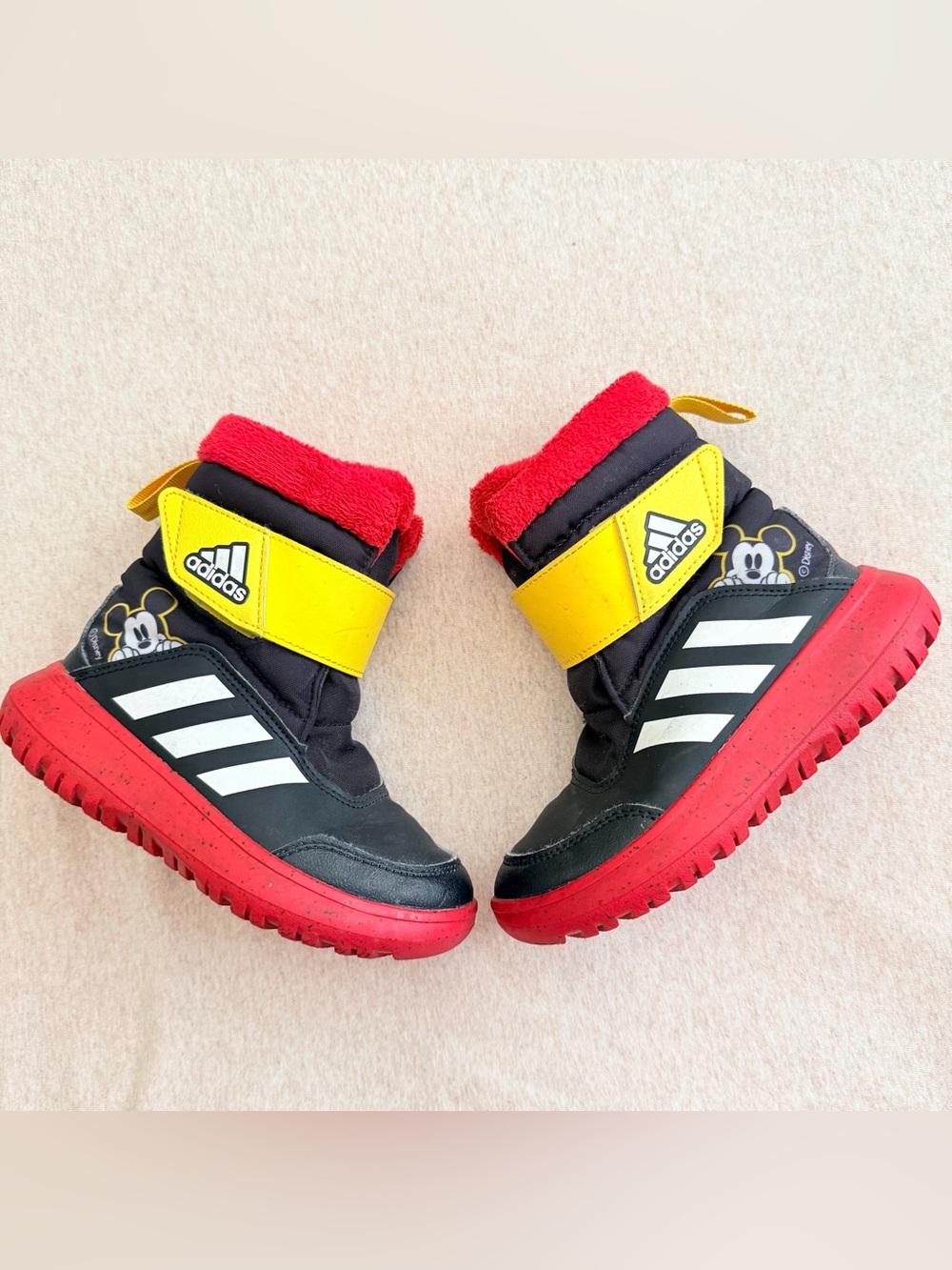 Adidas Winterplay Disney Mickey Mouse kids' boots